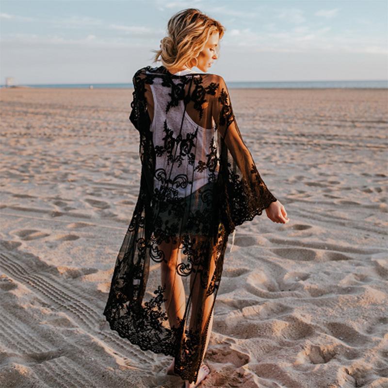 Lace Beach Kimono | Black / White One Size (USA)