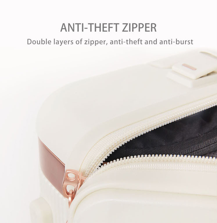 Sample Sale! Lux Carry-On 21inch | Black + Gold (Japan)