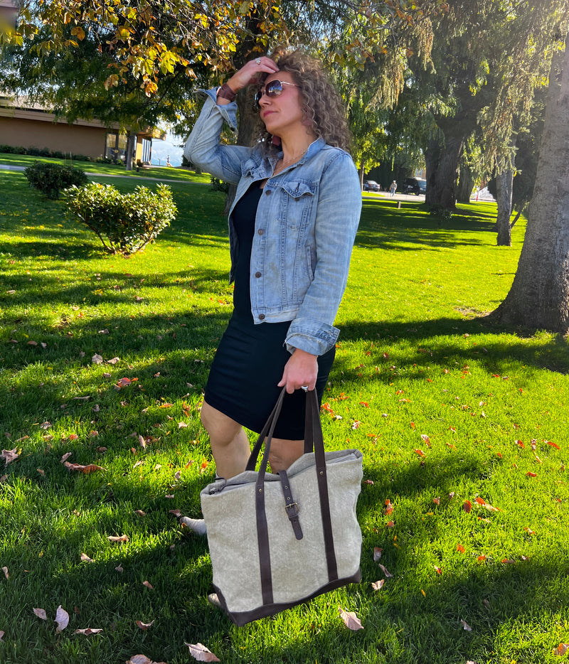 Minimalist Natural Jute Tote Bag