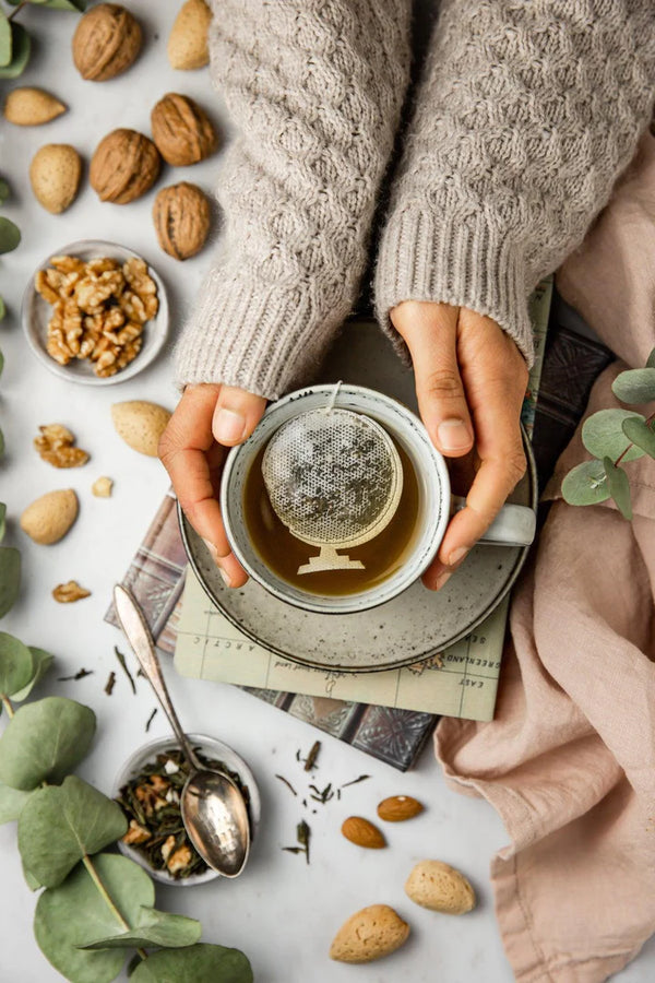 Hand-Sewn Travel Teas | Globe (France)