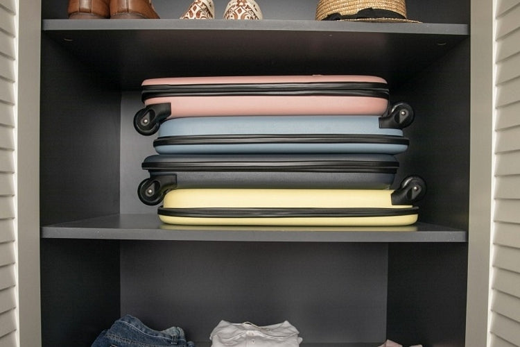 NEW to Canada! World's Thinnest Collapsible Suitcase | Aqua (Israel)